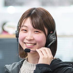 鏡の専門スタッフ