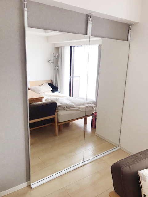 賃貸物件用のつっぱりミラー